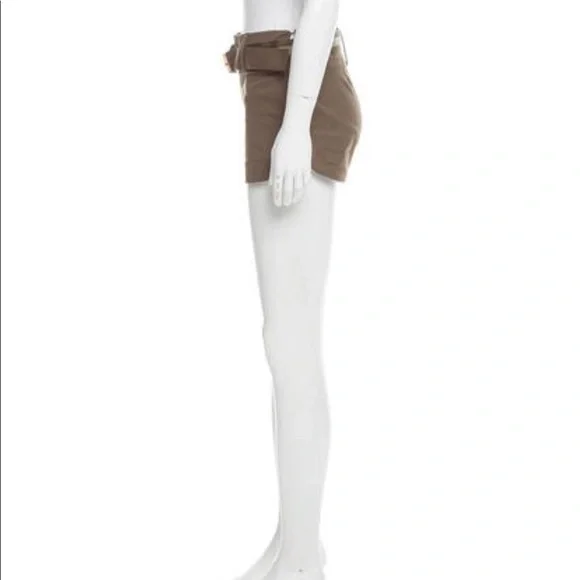 GUCCI MID-RISE BELTED SHORTS